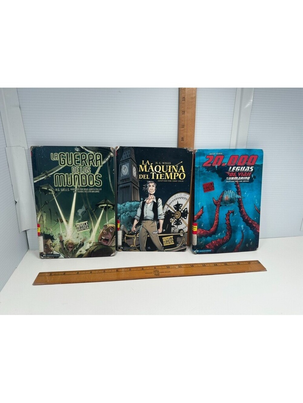 3 Novela Grafica Libros SPANISH Books HG Wells Jules Verne Stone Arch ExLib Set